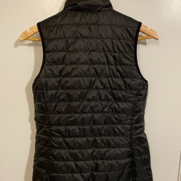 Ladies Puma Small Reversible Winter Vest - Picture 5 of 9